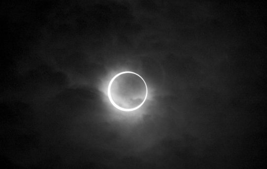 annular eclipse 2012 tokyo