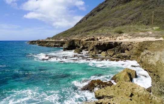 オアフ島 西海岸 カエナポイントを目指して