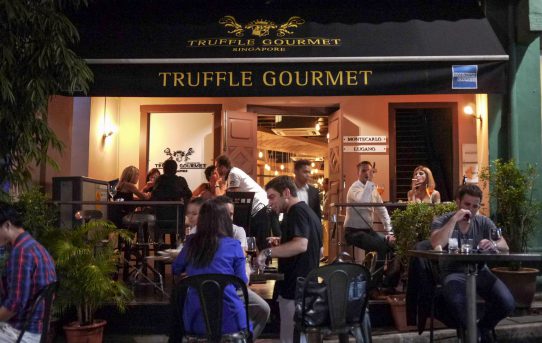 クラブストリートのニューカマー Truffle Gourmet Singapore