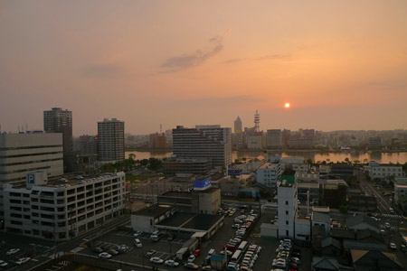 窓からの夕景