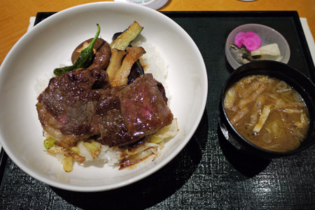 ステーキ丼